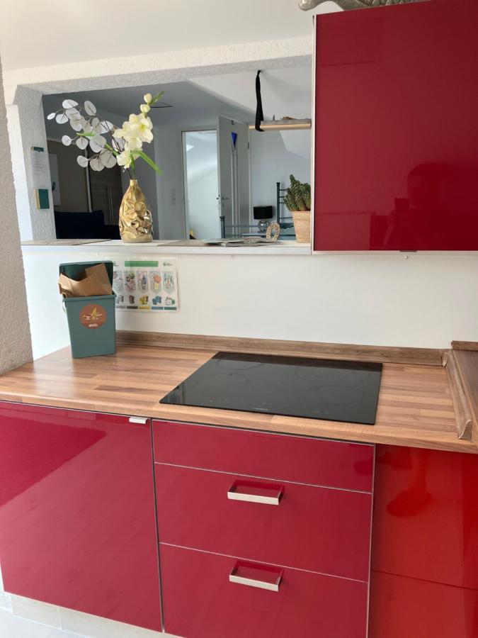 Ue Villa 4 Zimmer Хиршайд Екстериор снимка