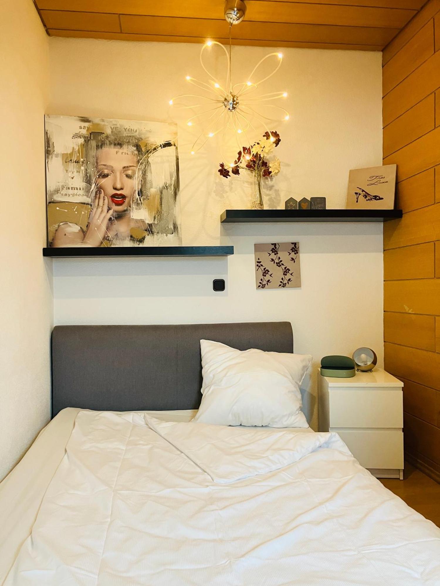 Ue Villa 4 Zimmer Хиршайд Екстериор снимка