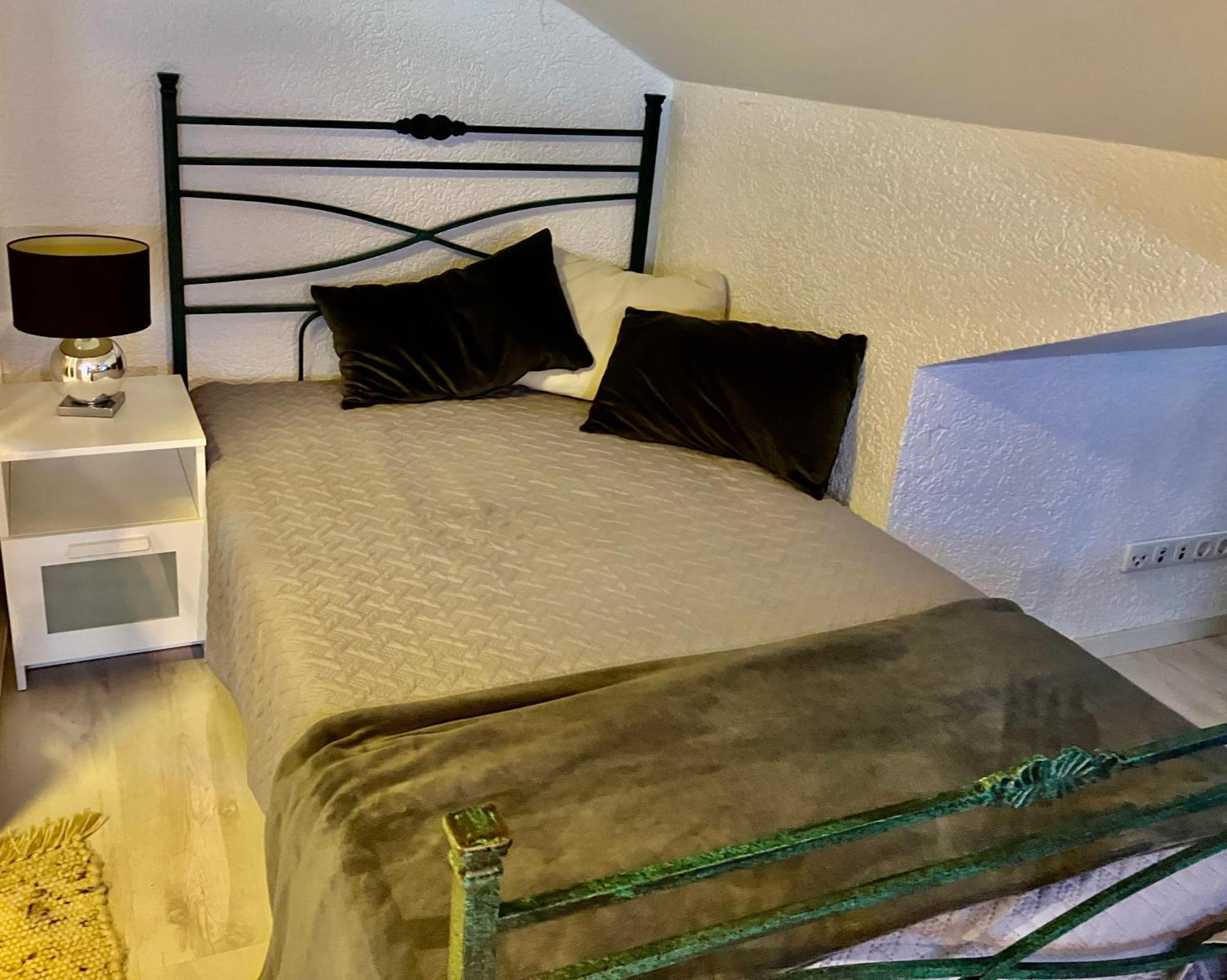 Ue Villa 4 Zimmer Хиршайд Екстериор снимка
